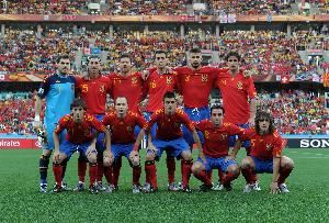 西班牙成立2030年世界杯筹备委员会，卡西&哈维&小白&博斯克入选