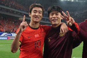 声援队友韦世豪！胡荷韬：停止波及到无辜的家人，能做到吧？