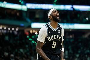 3年4400万续约！雄鹿GM：波蒂斯今夏有其他选择 但他想留在球队