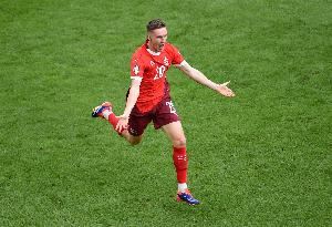 迪马济奥：比萨向博洛尼亚咨询埃比舍尔的情况，有意引进他