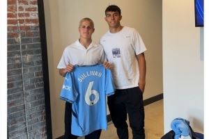 罗马诺：15岁中场沙利文本周将前往英格兰，加入曼城训练营