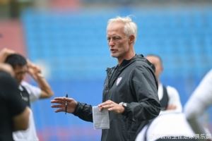 今天下午，云南玉昆进行足协杯1/4决赛赛前官方训练