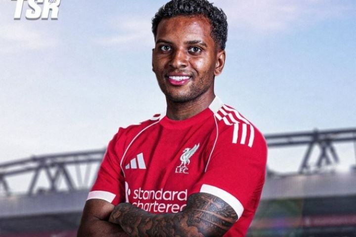 💣西媒：皇马对罗德里戈要价降至8000万欧！下周将与利物浦谈判