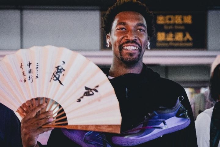 马利克-蒙克中国行学说重庆话：勒是雾都😀