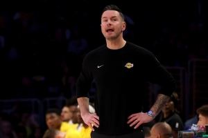 季前赛成功的定义？雷迪克：无关胜负 关键是为攻防两端打下基础