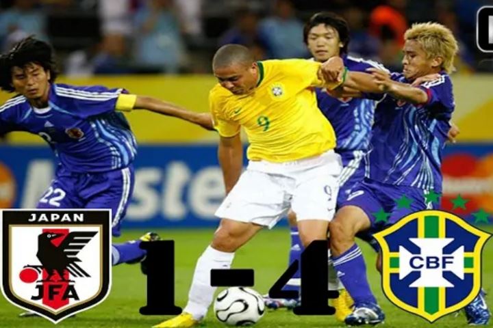 个人表演！06年世界杯，大罗双响建功，巴西4-1送日本小组出局